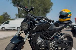 Honda cb125r
