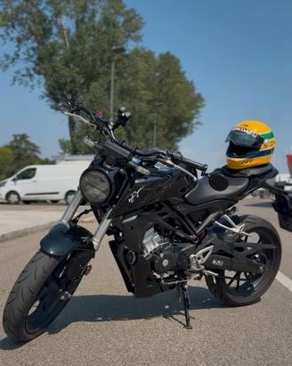 Honda cb125r