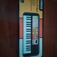 tastiera Yamaha PSS-F30
