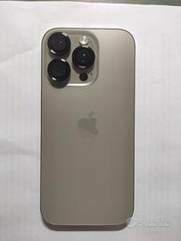 Iphone 16 Pro - Titanio naturale
