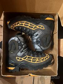 Scarponcini da montagna Aku