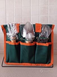 Borsa con attrezzi da giardino