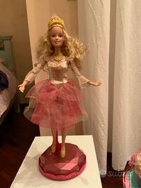 Barbie Genevieve 12 principesse danzanti