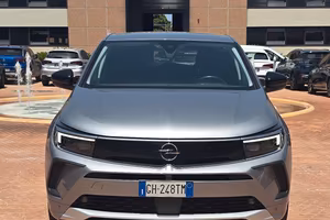 Opel Grandland 1.6 PHEV 224 CV Plug-In Hybrid Busi