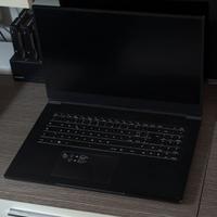 Notebook 17' I7, RTX2060, 8GB RAM, 512GB SSD