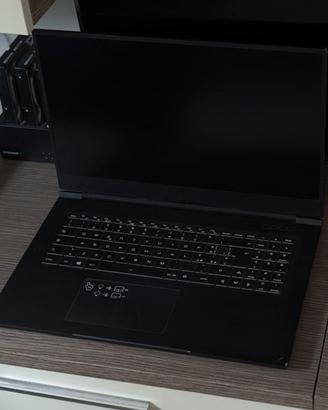 Notebook 17' I7, RTX2060, 8GB DDR4 RAM, 512GB SSD