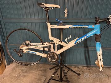 Cannondale Jekyll mtb incompleta
