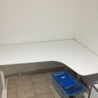 Scrivania Ikea Angolare