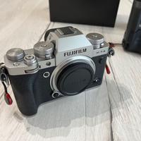 Fujifilm X-T4 + Fujifilm NP-W235