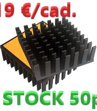 DISSIPATORE ALLUMINIO 40x43x8 mm. adesivizzati