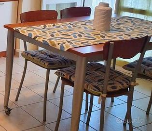 tavolo 80x130cm + 4 sedie legno ciliegio 