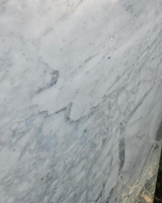piano in marmo di Carrara