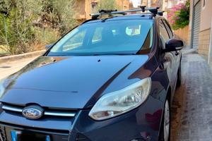 auto Ford Focus sw