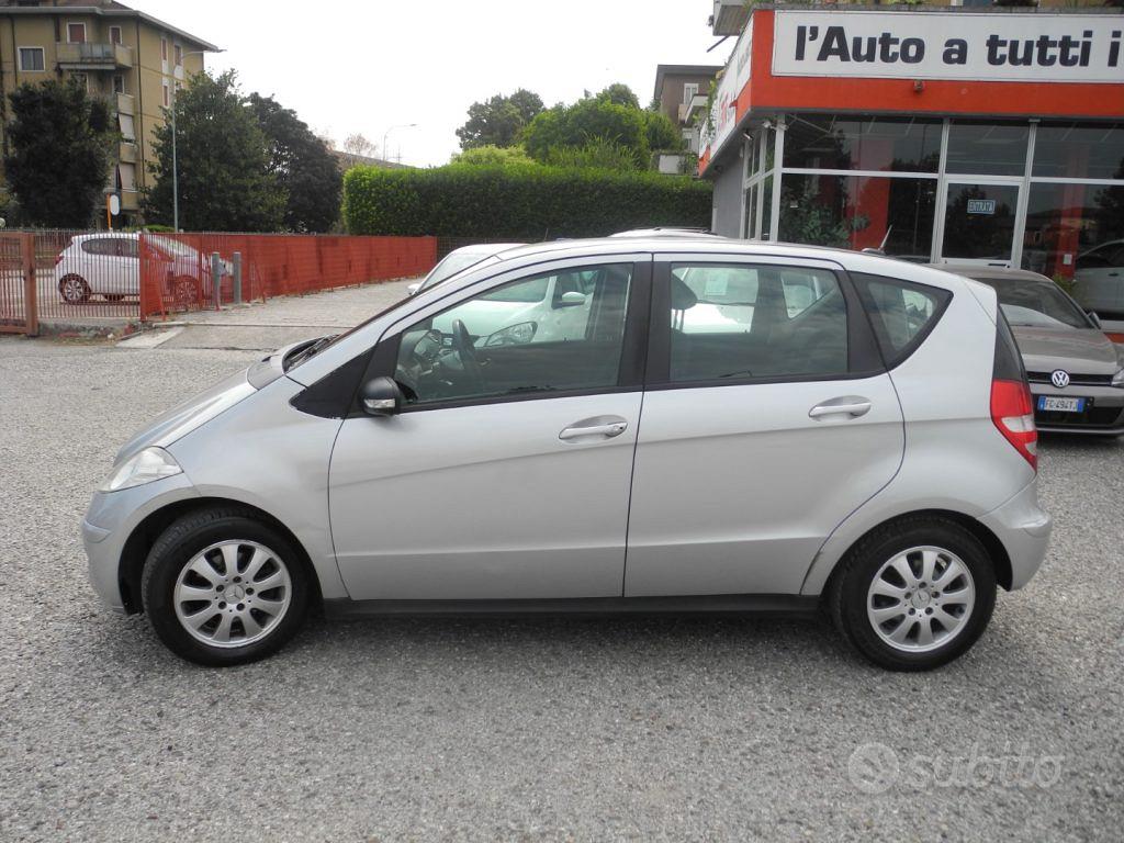 Mercedes-Benz A 170 2004 photo 2