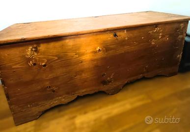 Cassapanca restaurata