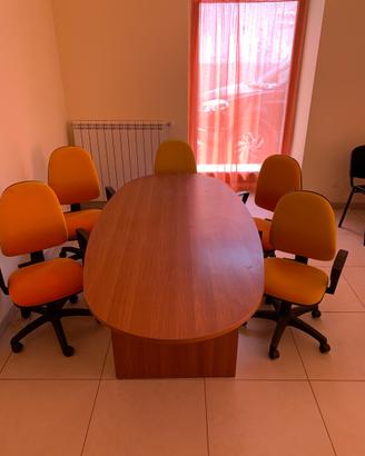 TAVOLO RIUNIONI
