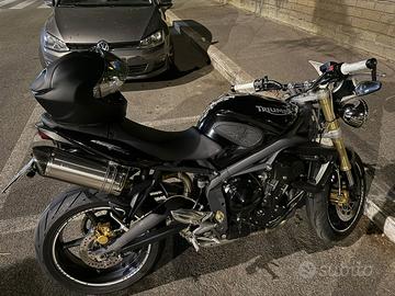 Street Triple 675 2010