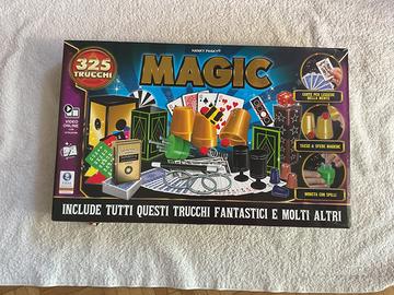 Gioco MAGIC con 325 trucchi di magia
