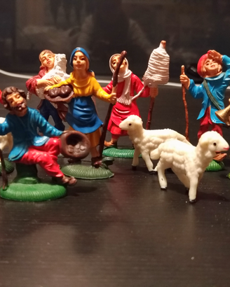 Statuine personaggi presepe