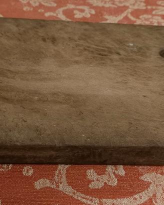 Antico tagliere in legno. Stile francese 