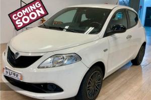 Lancia Ypsilon 1.2 69 CV 5 porte Gold