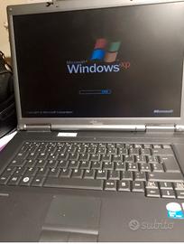 PC SIEMENS FUJITSU.  funzionante