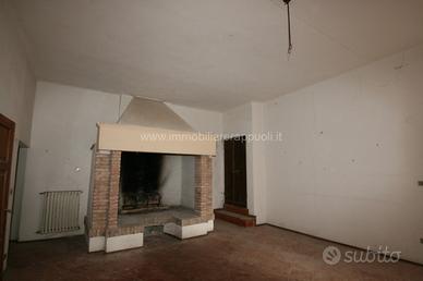 AP1194 - Petroio appartamento di 175 mq f