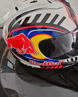 Casco red bull