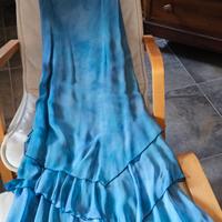 Abito azzurro melange con balze