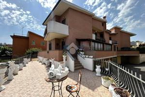 2 LOCALI A MONTE COMPATRI