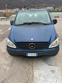 Mercedes Vito 8 posti