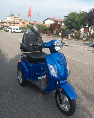 Scooter Elettrico 3 Ruote Disabili e Anziani