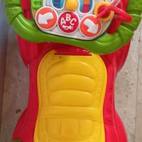 Veicolo giocattolo da guidare