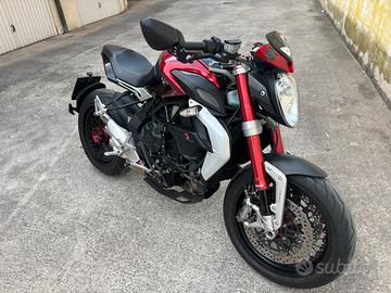 MV AGUSTA BRUTALE DRAGSTER 800 RR