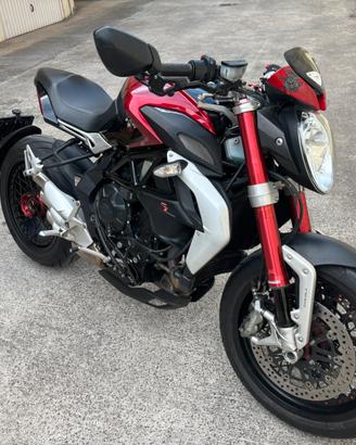 MV AGUSTA BRUTALE DRAGSTER 800 RR