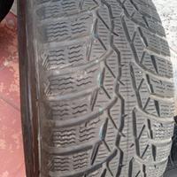 Gomme auto