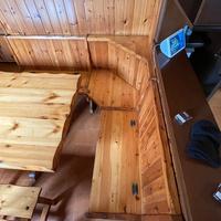 Panca angolare in legno massiccio