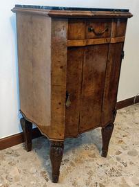 Comodino stile provenzale