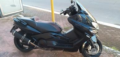 Yamaha Tmax 