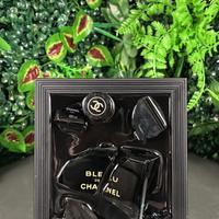 Quadro bleu de chanel