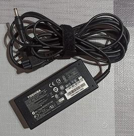 Alimentatore Caricabatteria Originale Toshiba