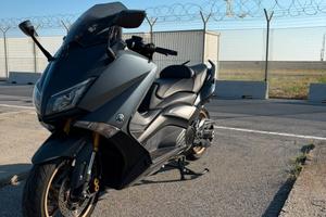 YAMAHA T max 530 Iron Max 2016