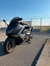 YAMAHA T max 530 Iron Max 2016