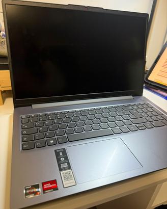 LENOVO IdeaPad Slim 3 15ABR8 NOTEBOOK, 15,8 "