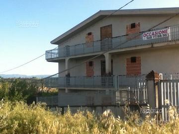 Villa indipendente a Taverna di Montalto Uffugo