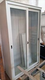 Armadio Ufficio con ante scorrevoli vetrate