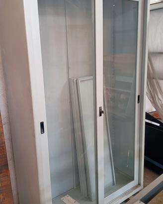 Armadio Ufficio con ante scorrevoli vetrate