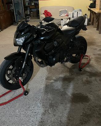 Kawasaki Z750 A2