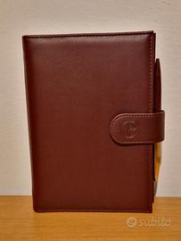 Organizer in pelle con penna