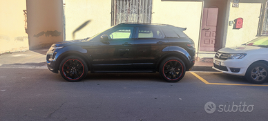Land Rover Evoque black edition